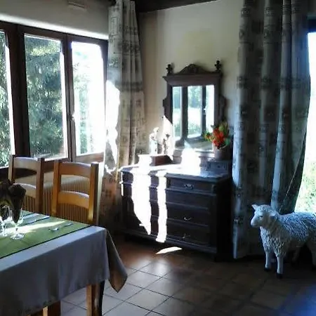 Les Bruy\u00e8res Hotel 2*